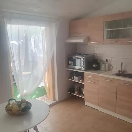 Evie's Beach Studio * 阿查拉维