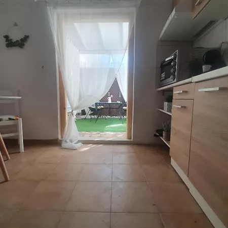 Evie's Beach Studio 度假居 *